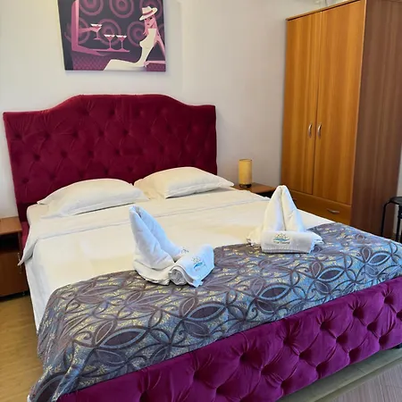 Vila Timona Πανσιόν